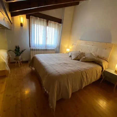 Atico En Appartement Llívia